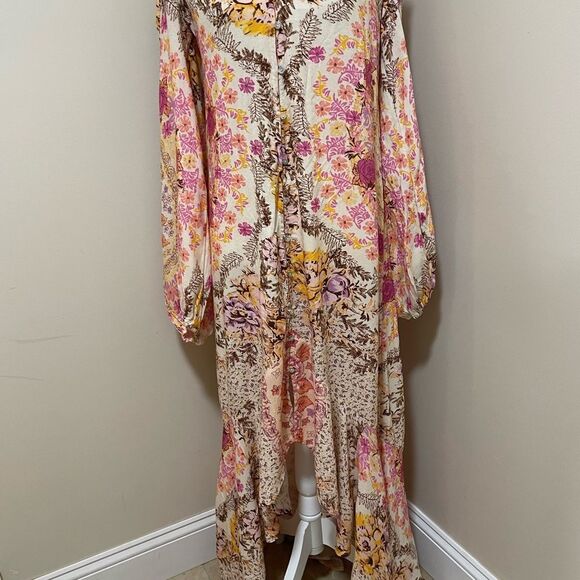 New Free People
Maris Printed Midi Dress
Size XS
Retail $1… - Picture 7 of 13